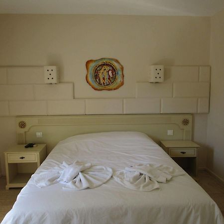 Club Mackerel Holiday Village Foça Dış mekan fotoğraf