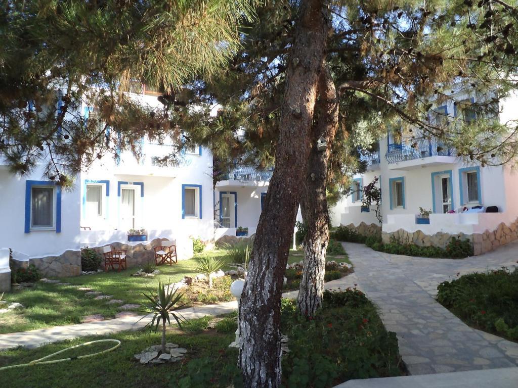 Club Mackerel Holiday Village Foça Dış mekan fotoğraf