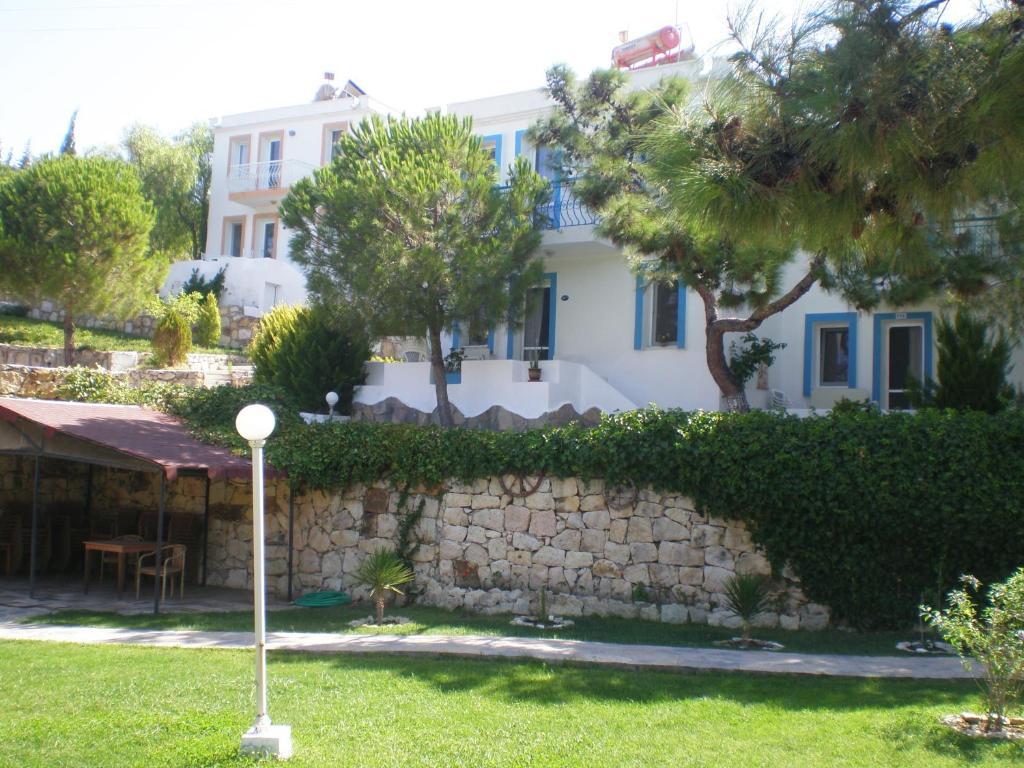 Club Mackerel Holiday Village Foça Dış mekan fotoğraf